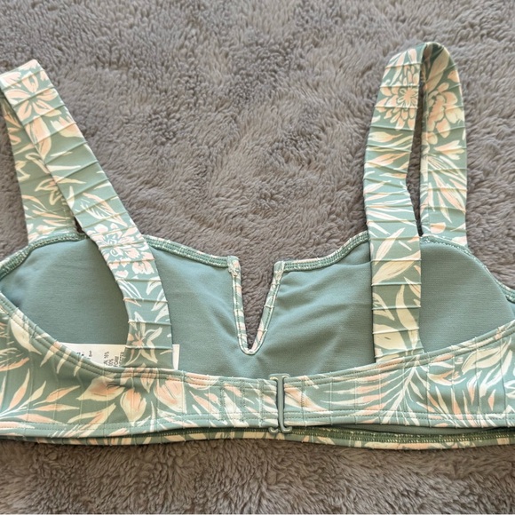 Roxy Bikini Set in Green and White - Picture 4 of 6